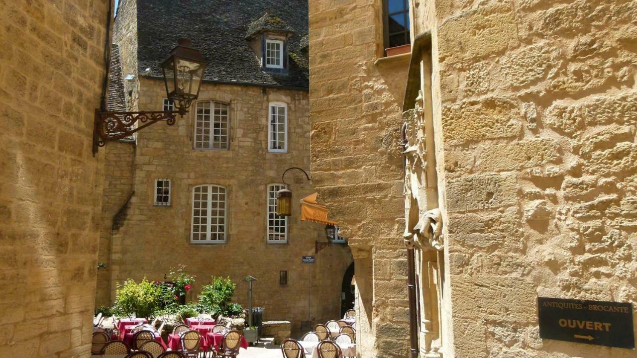 Les Toits De Sarlat Apartment Bagian luar foto